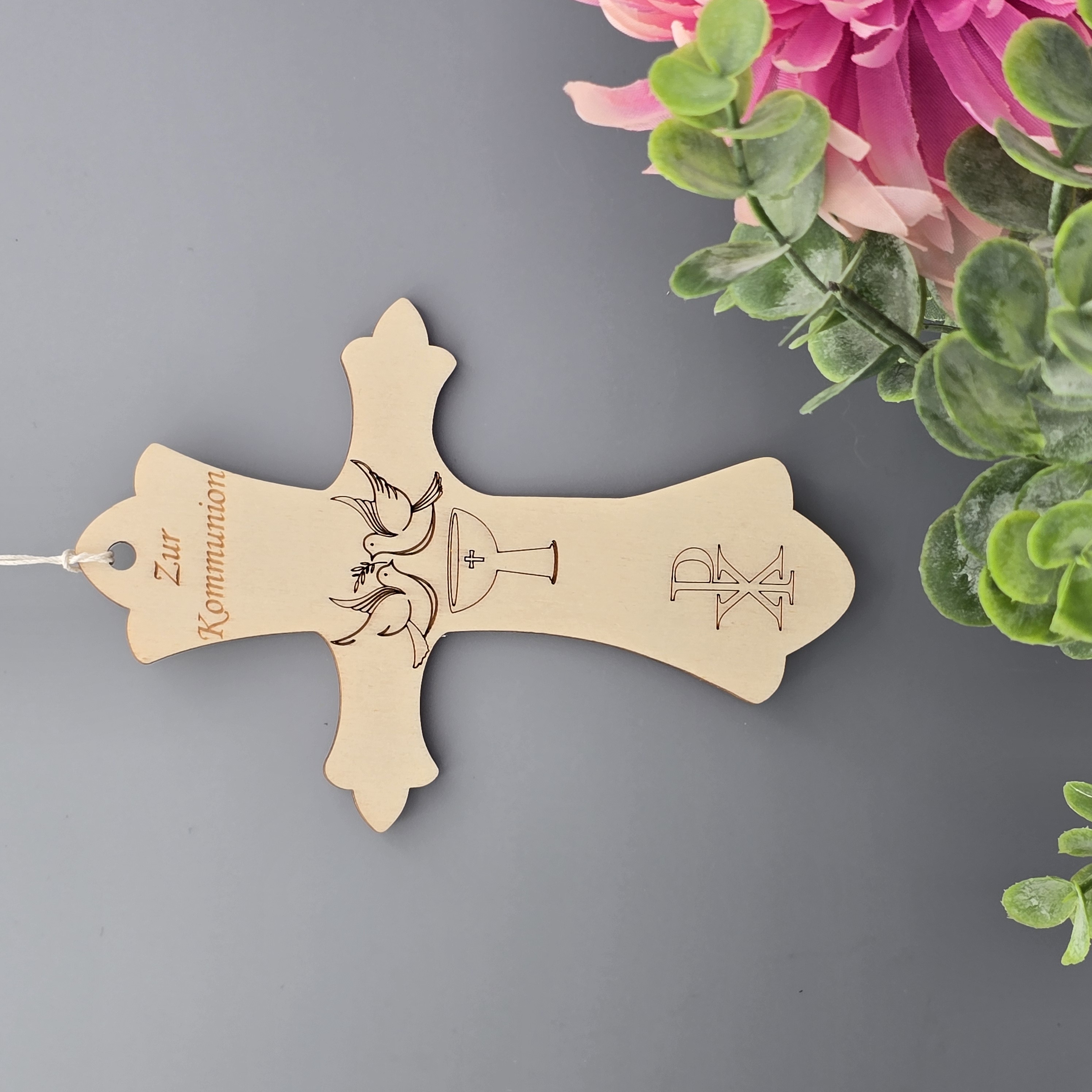 Kommunionkreuz – graviert und lasergeschnitten