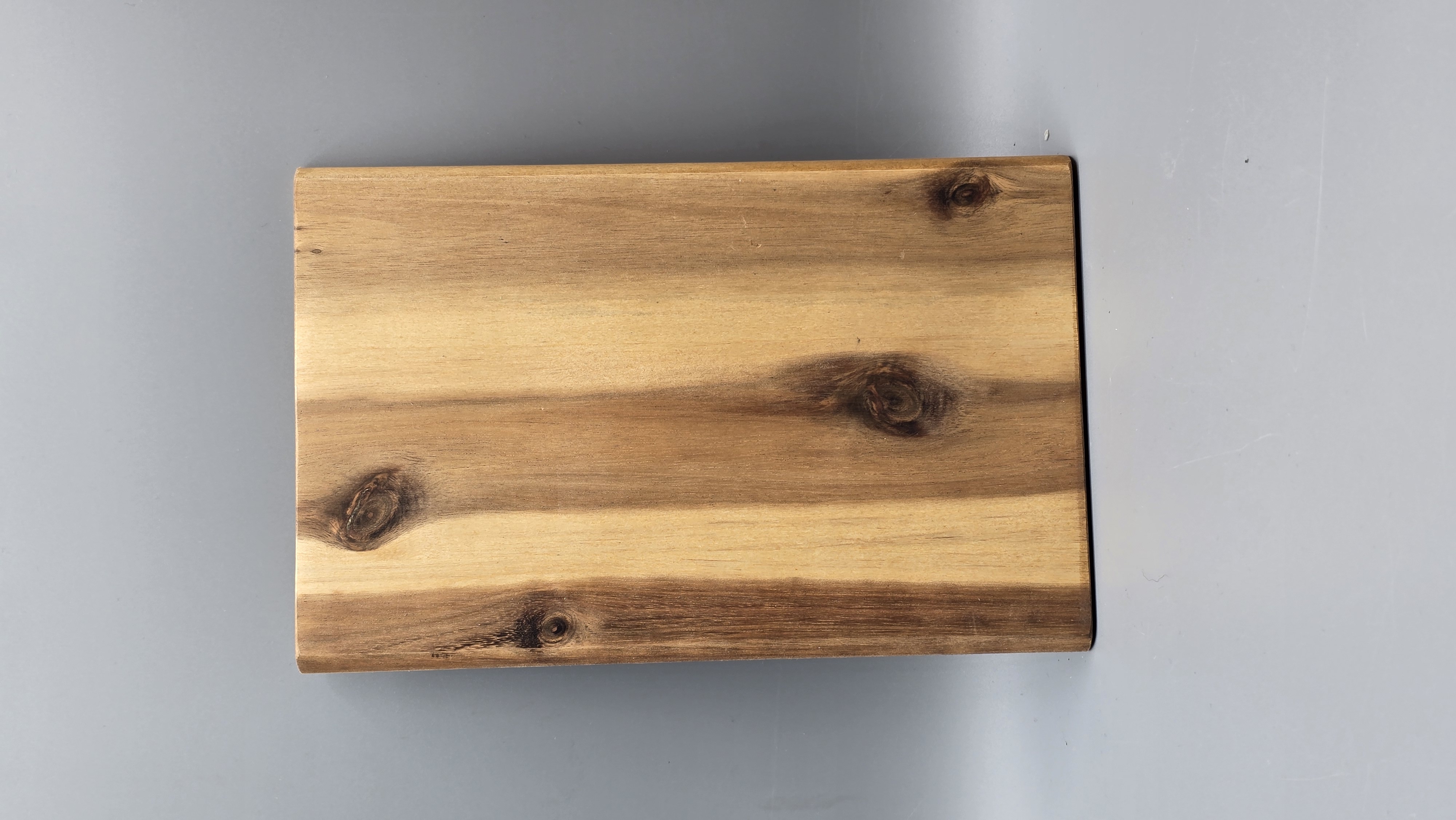 Brotzeitbrett, Akazie