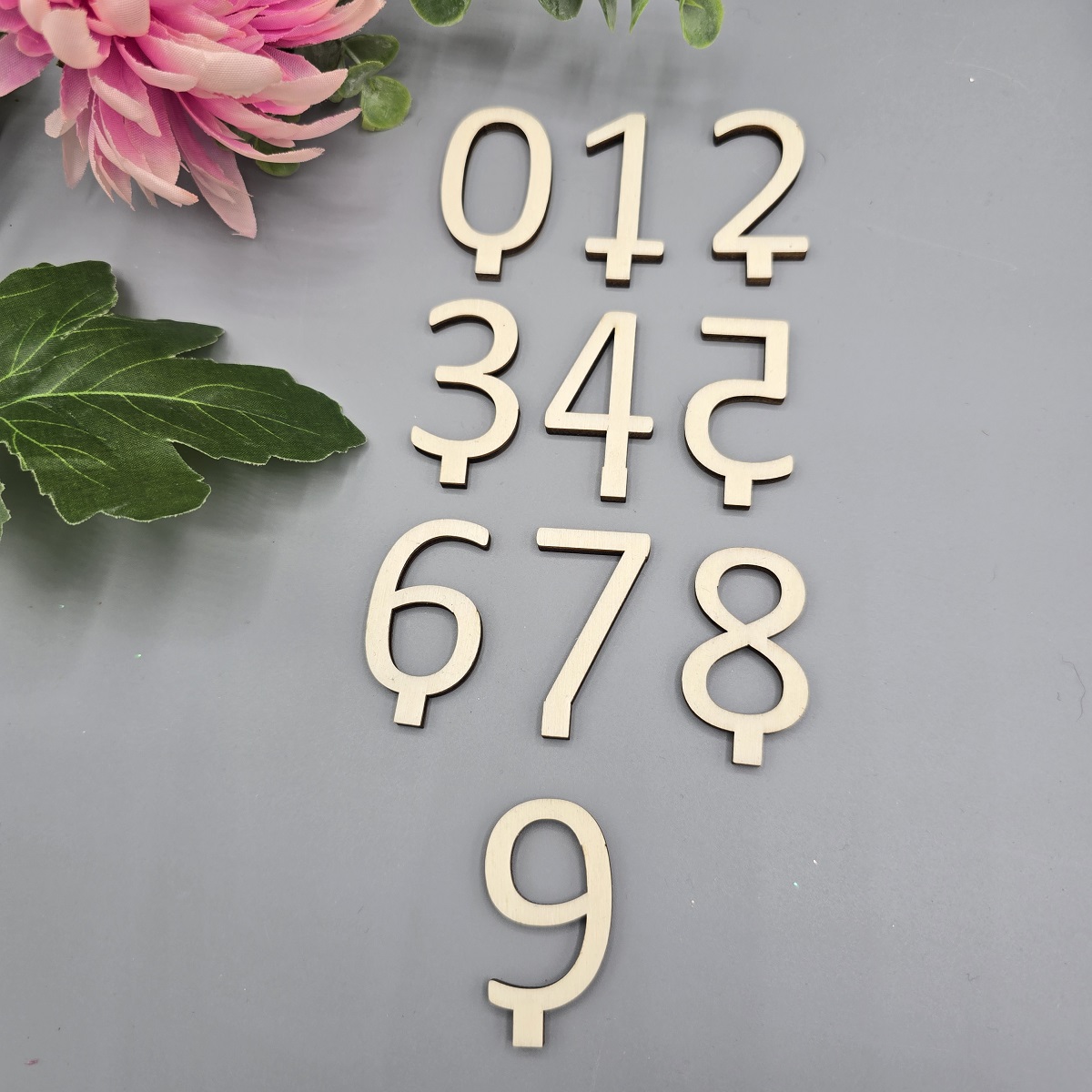 Kindergeburtstagsteller Zahlenreihe von 0 - 9 mit der Zahl 1 doppelt